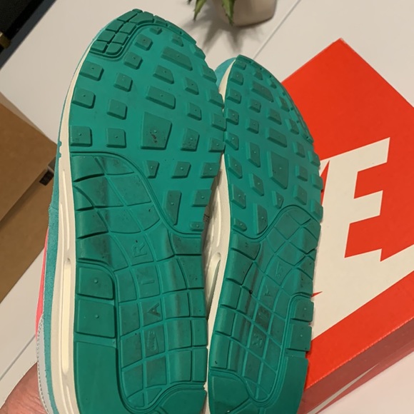 🍉 Used Rare Mens Nike Air Max 1 AkA watermelons - Picture 7 of 16